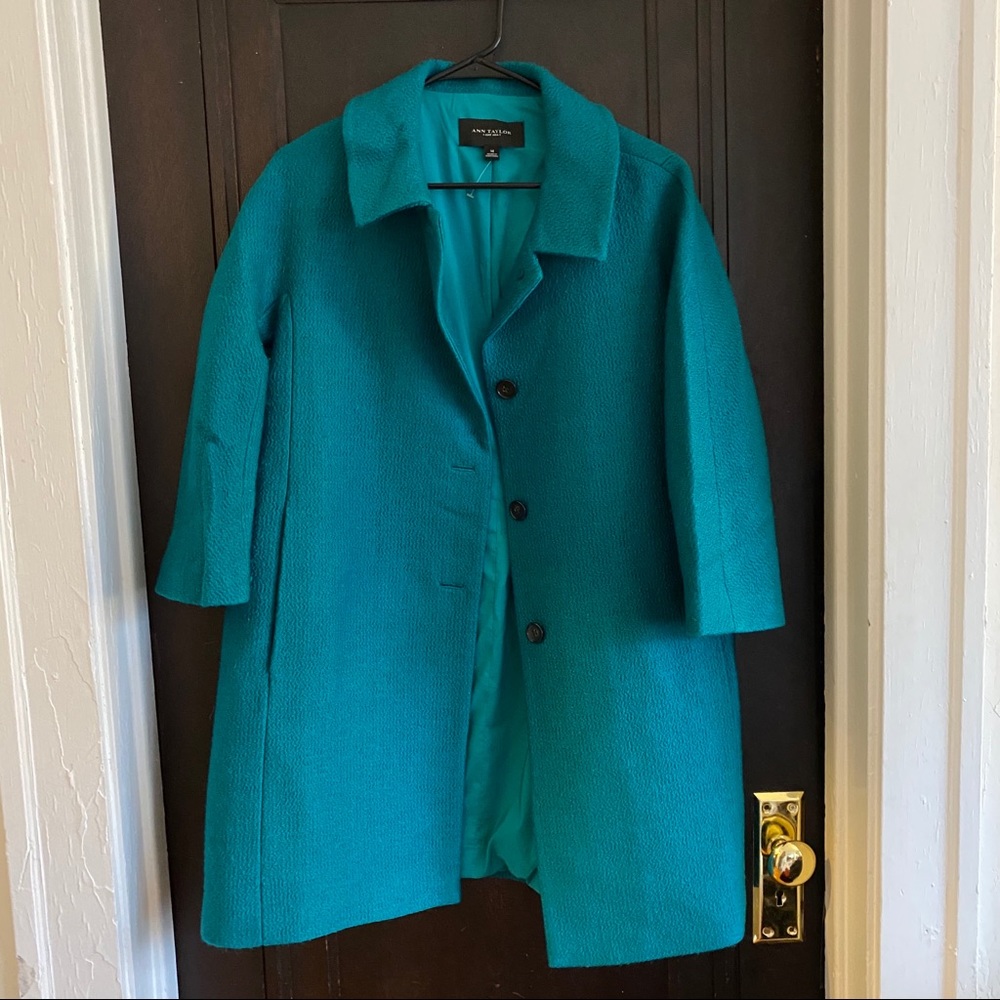 Ann Taylor Green Jacket w 3/4 Length Sleeve